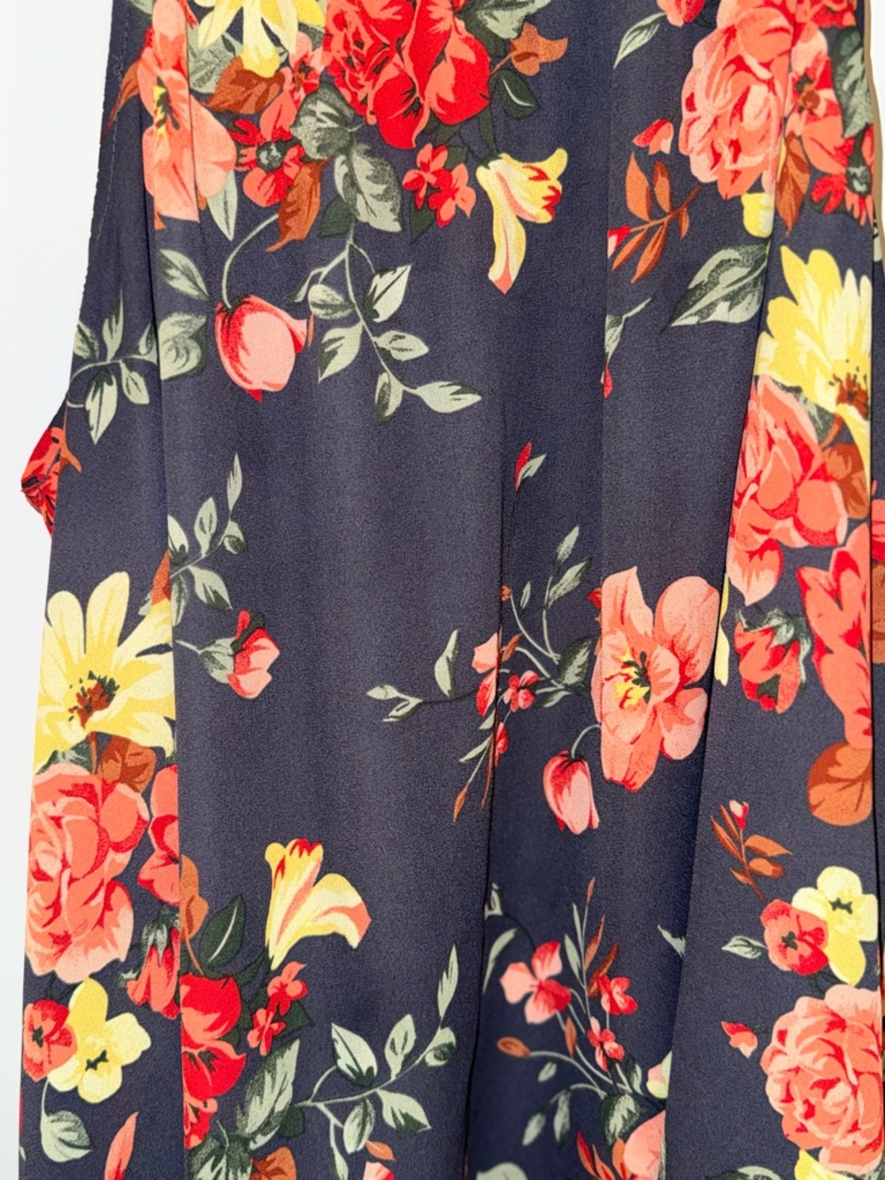 Torrid Floral High-Low Tank (00) - Picture 2 of 8